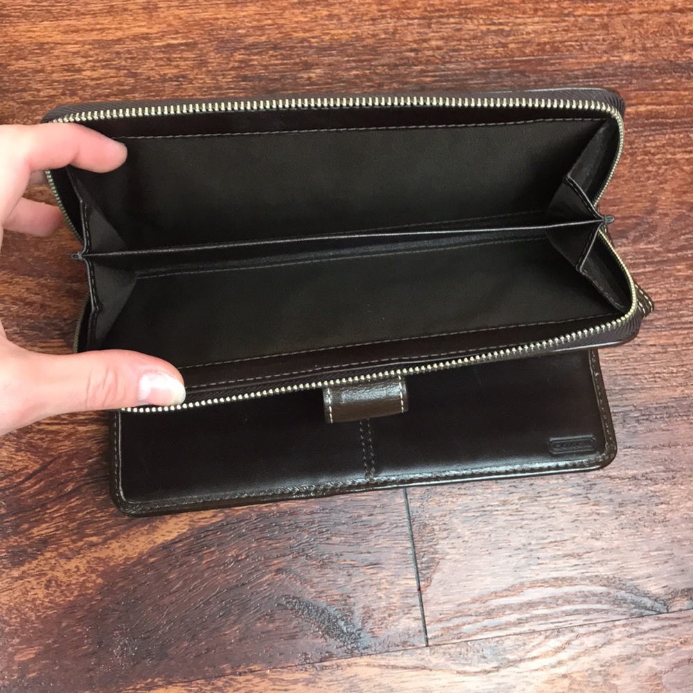 Coach Purse & Wallet Set - Picture 14 of 14